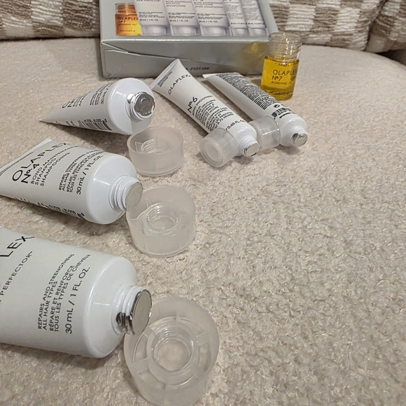Olaplex The Mini Essentials Hair Care Set (Limited Edition) Set Of 6 NEW - Picture 8 of 9